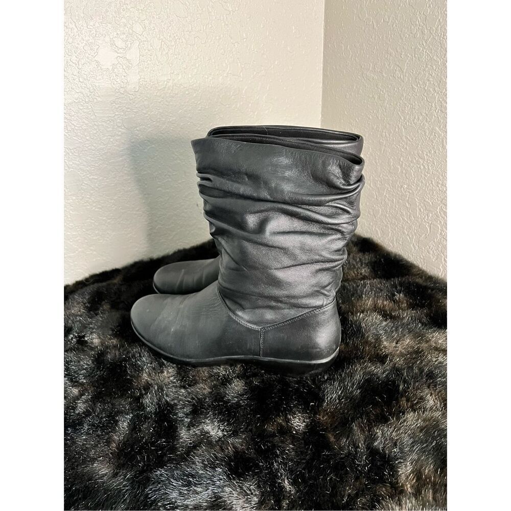 Dansko Women's Devin US8- 9.5  EU 40‎ Solid Black Leather Pull On Slouch Boots